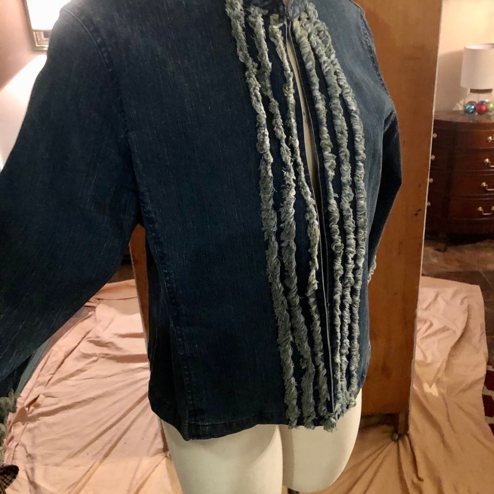Jean Jacket for Women. NWOT - Picture 5 of 8